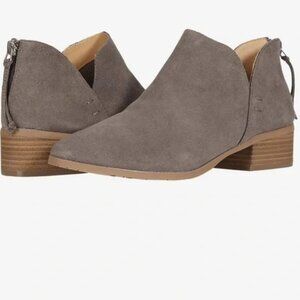 Kenneth Cole Reaction Side Skip Suede Ankle Boots Size 6